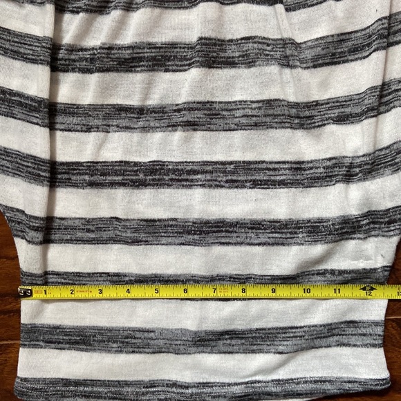 Unique striped tank top in size S - Picture 7 of 10